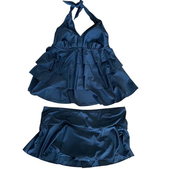 New Black Maternity Tankini - Small top and Large bottoms - Skirt. Swimsuit - Picture 1 of 3